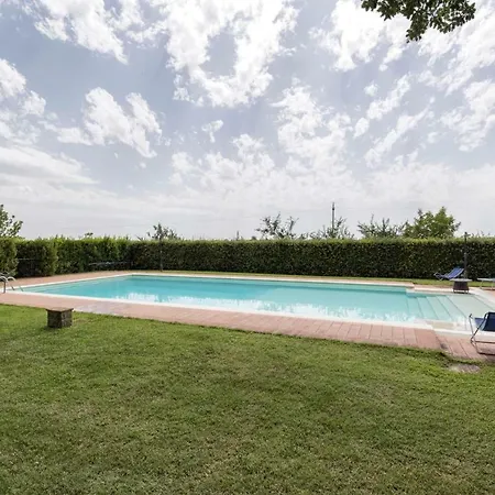 Fratta-santa Caterina Sleeps 16 Pool Air Con 别墅 *