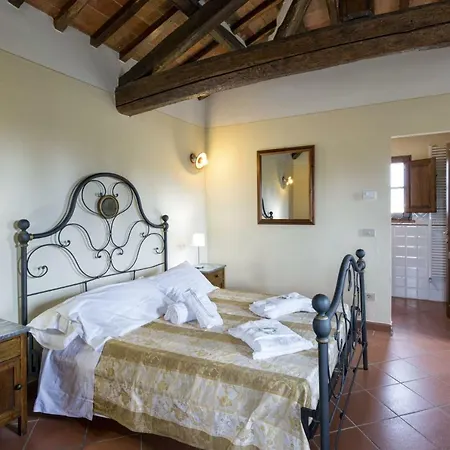 Fratta-santa Caterina Sleeps 16 Pool Air Con